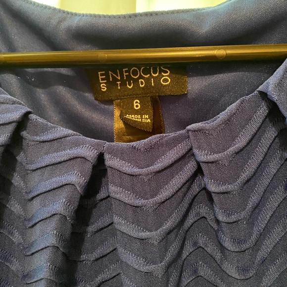 Dress - Picture 4 of 4